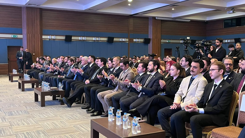 İYİ Parti lideri Dervişoğlu: Türk milliyetçilerinin vazifesi birleştirmektir - Resim : 2
