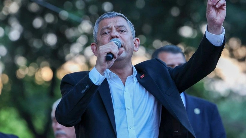 Halk TV önünde kayyum protestosu: Özgür Özel vatandaşlara seslendi - Resim : 5