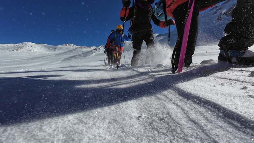 Eksi 20'de bilinci gitti! Zirve yolunda &ouml;l&uuml;m tehlikesi - Resim : 5