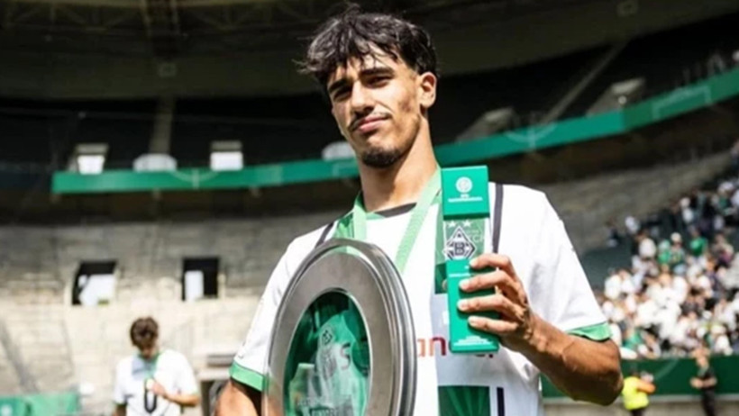 Galatasaray'ın ilk transferi belli oldu: Fenerbahçe derbisine geliyor - Resim : 3