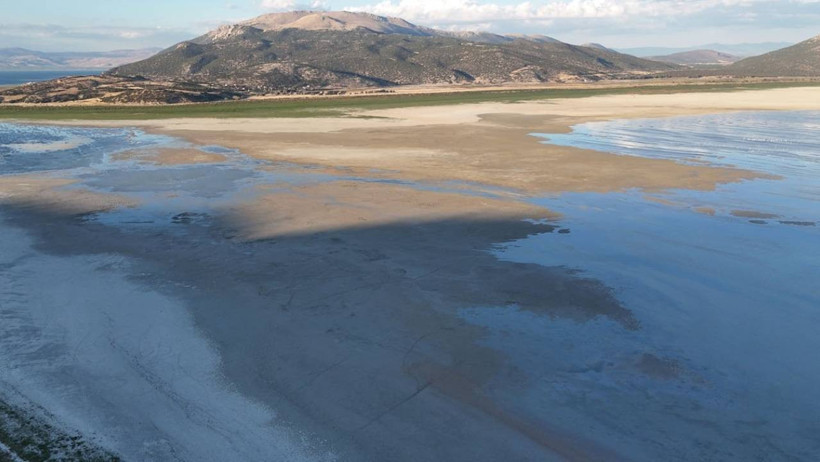 Su t&uuml;keniyor, toprak &ccedil;&ouml;k&uuml;yor: T&uuml;rkiye kuraklıkta kırmızı alarmda - Resim : 3