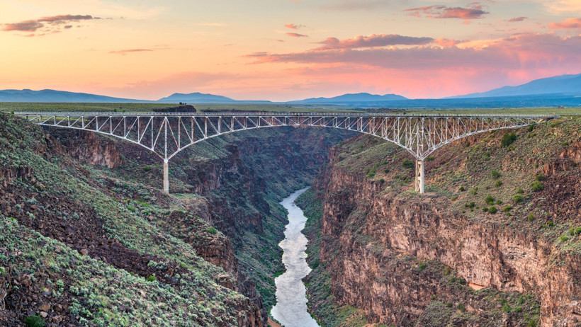 Yerin altından gelen esrarengiz seslerin gizemi çözülemiyor - Resim: 2