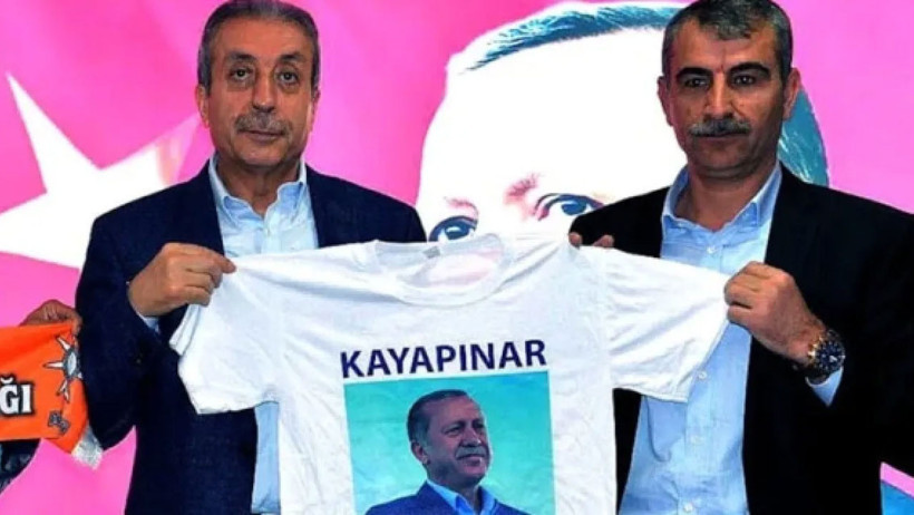 AKP'li başkan uyuşturucu baronu çıktı: Malı yükledi, türbeye duaya gitti - Resim : 1