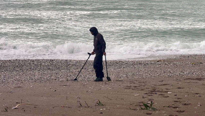 Turizm kentinde büyük yıkım: Milyonlarca lira zarar: Hortum seraları kağıt gibi yırttı - Resim : 10