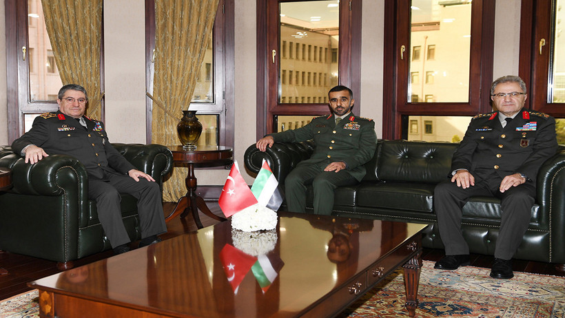 Ankara'da kritik görüşme: Orgeneral Bayraktaroğlu, BAE Kara Kuvvetleri Komutanı'nı makamında ağırladı - Resim : 3