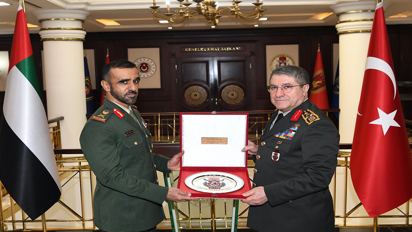 Ankara'da kritik görüşme: Orgeneral Bayraktaroğlu, BAE Kara Kuvvetleri Komutanı'nı makamında ağırladı - Resim : 2