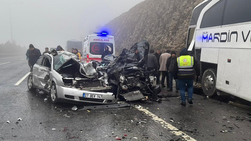 Gaziantep'te feci kaza: &Ccedil;ok sayıda &ouml;l&uuml; ve yaralı var - Resim : 2
