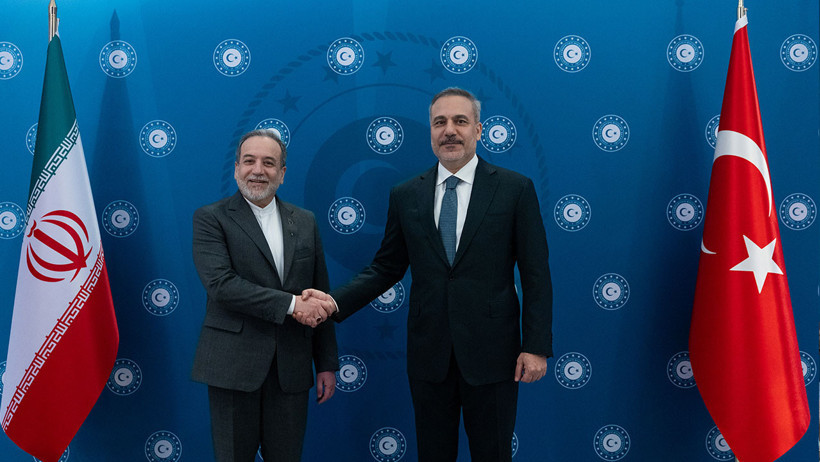 İstanbul’da kritik randevu: Hakan Fidan, Arakçi ile görüştü - Resim : 1