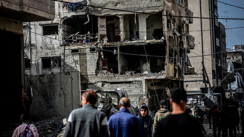 İsrail&rsquo;den Gazze&rsquo;ye yeni saldırı: Ateşkese rağmen vurmaya devam ediyor - Resim : 3