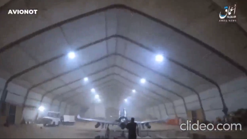 IŞİD’li teröristler Türk şirketinin işlettiği havalimanını bastı - Resim : 1