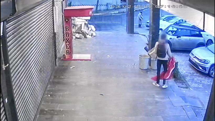 Beylikdüzü’nde dehşete düşüren anlar: Türk Bayrağı'nı indiren kişi yakalandı - Resim : 2