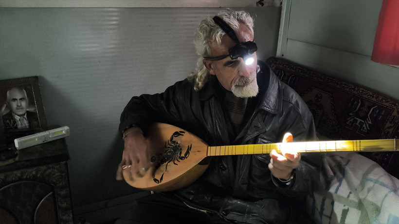 Depremzededen yetkililere sitem: Karanlıkta yarasalar yaşar, biz insanız - Resim : 3