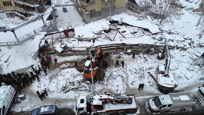Türkiye’nin en acı bilançolu depremi: Asrın felaketinin üstünden 3 yıl geçti - Resim : 5