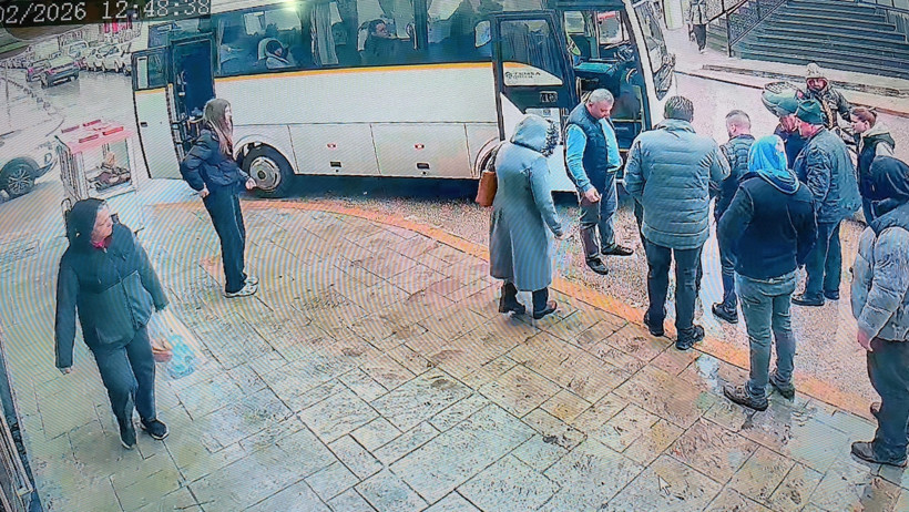 Edirne&rsquo;de aynı g&uuml;n iki farklı kaza: &Ouml;ğrenci servisi kadını metrelerce s&uuml;r&uuml;kledi - Resim : 7