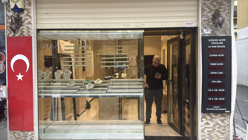 Yalova&rsquo;da film gibi soygun: 90 saniyede 10 milyonluk vurgun - Resim : 2