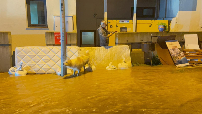 Bodrum’u sel vurdu, evleri ve iş yerlerini su bastı - Resim : 3