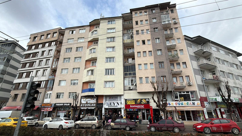 Eskişehir&rsquo;de dehşet dolu anlar: Baz İstasyonu&rsquo;nda &ouml;l&uuml;mc&uuml;l kaza - Resim : 1