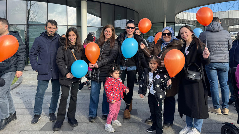 Kocaeli'de balonlar Uras için uçtu - Resim : 2