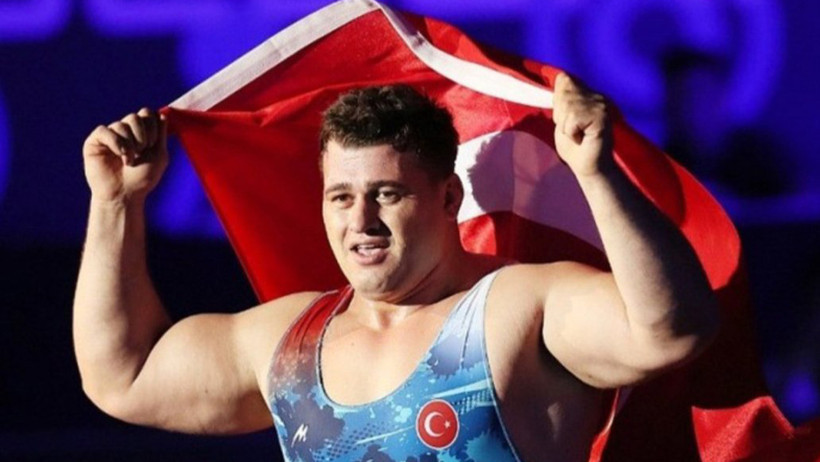 Rıza Kayaalp 610 gün sonra mindere döndü: Zagreb'de altın madalya kazandı - Resim : 1