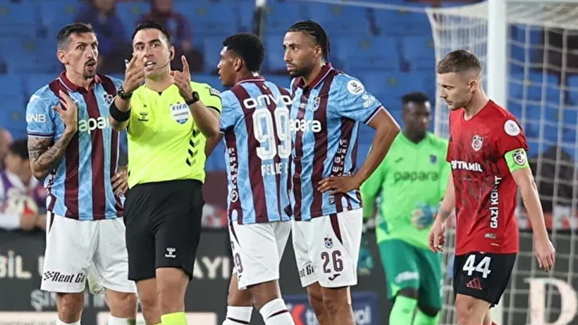Trabzonspor maçında hakemliği biten Arda Kardeşler'in yeni mesleği belli oldu - Resim : 3