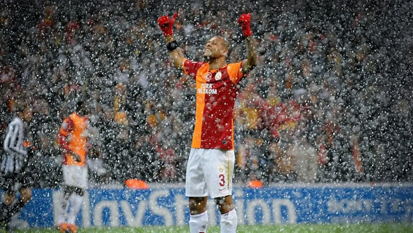 Felipe Melo'dan Fenerbahçelileri kızdıracak paylaşım: Siz bakıp ağlarken... - Resim : 1