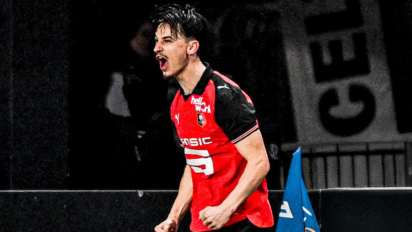 Szymanski yıldızlaştı: Rennes PSG'nin liderlik koltuğunu salladı - Resim : 1