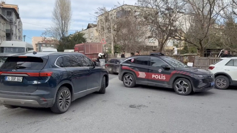 Polise bıçaklı saldırının bedeli ağır oldu: 6 kişiyi yaralamıştı: Yaşının yarısı kadar sabıkası çıktı - Resim : 4