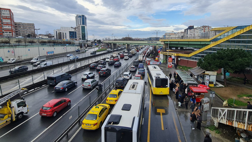 İstanbul'daki 'protokol' geçişi çileden çıkardı - Resim : 1