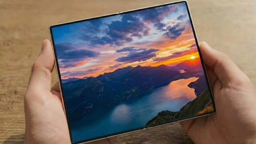 Samsung&rsquo;tan yeni katlanabilir geniş ekran: Wide Fold sızdırıldı - Resim : 2