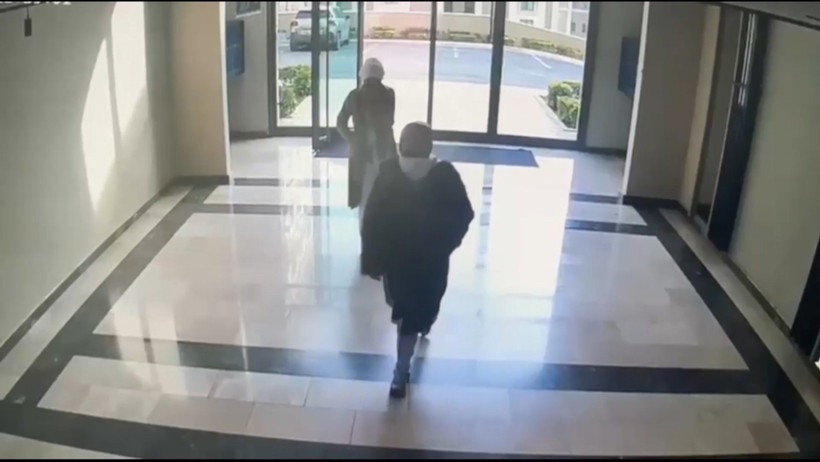 Çaldıklarını valizle taşıdı: Lüks sitelerin korkulu rüyası yakalandı: 450 bin liralık vurgun - Resim : 1