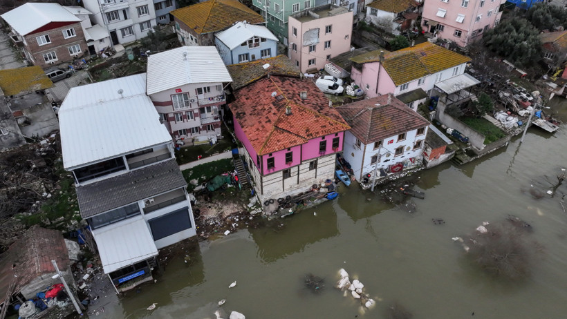 Türkiye’nin Venediği'nde sular 5 metre yükseldi: Evlerin duvarına dayandı - Resim : 2