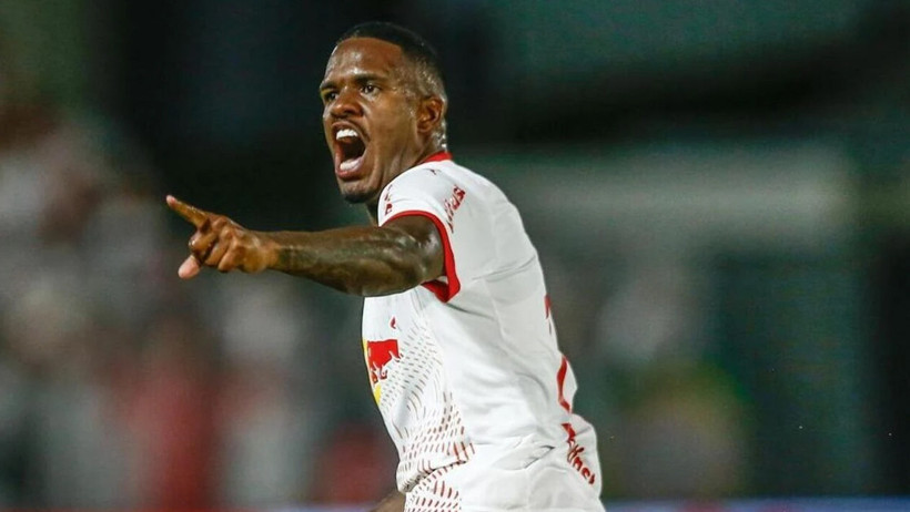 Gustavo Marques'e kadın hakeme yönelik cinsiyetçi yorumu nedeniyle tepki yağdı - Resim : 3