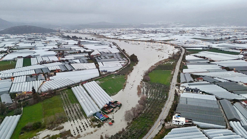 Antalya için korkutan uyarı: ‘40 günlük yağmur 4 saatte yağıyor’ - Resim : 1