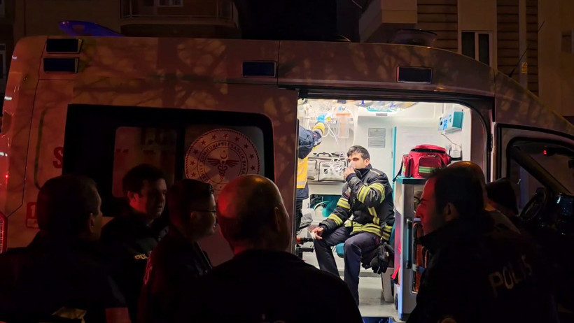 Çorum’da rehine dehşeti: İtfaiye kapıyı kırdı: Polis, biber gazı kullandı - Resim : 3