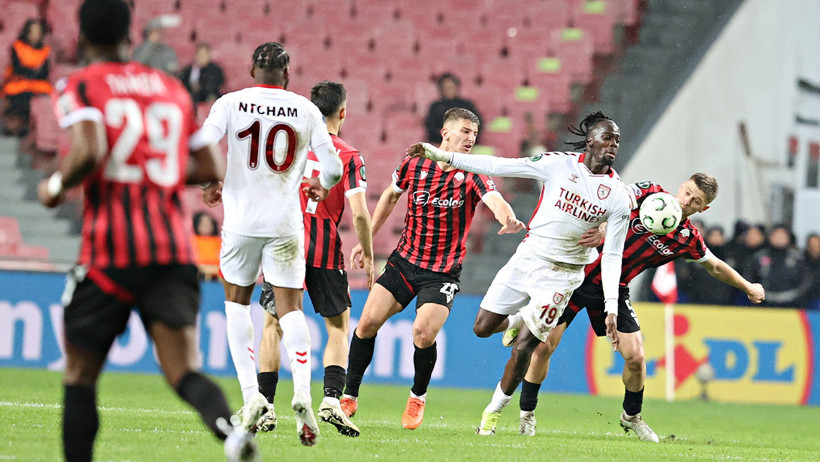 Samsunspor ikinci yarıda açıldı: Shkendija'yı 4 golle geçerek son 16'ya kaldı - Resim : 1