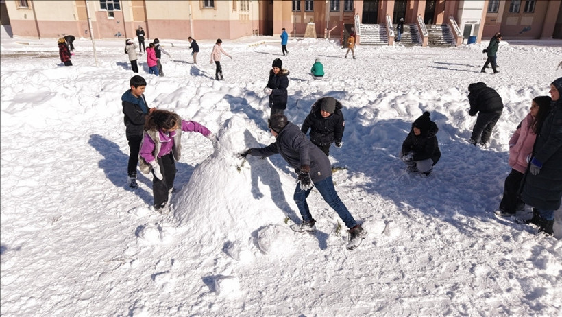 Ordu’da kar esareti: Bazı ilçelerde okullar tatil edildi - Resim : 1