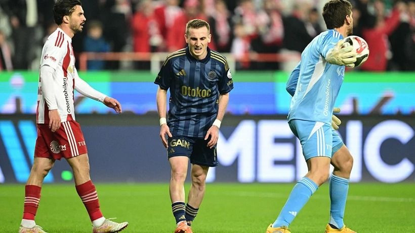 Fenerbahçe'de ortalık fena karıştı: Eyvah Tedesco eyvah... - Resim: 5