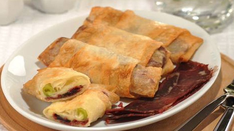 Çıtır çıtır pastırmalı paçanga böreği - Resim : 2