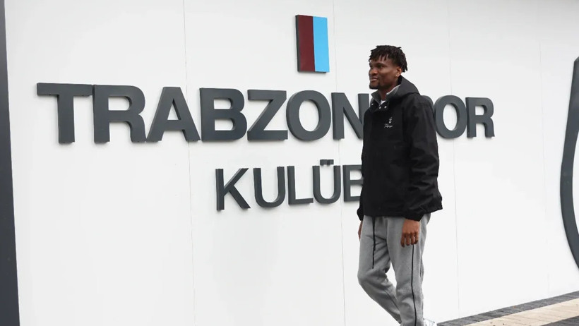 Nwaiwu Trabzonspor'a transfer sürecinde Onuachu'nun rolünü anlattı: 'Abim gibi' - Resim : 8