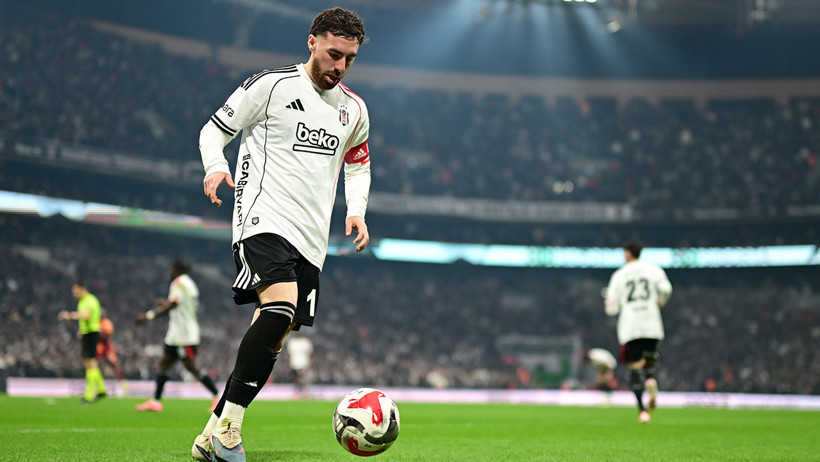 Orkun Kökçü Montella'nın Romanya maçındaki kararının detaylarını anlattı - Resim : 2