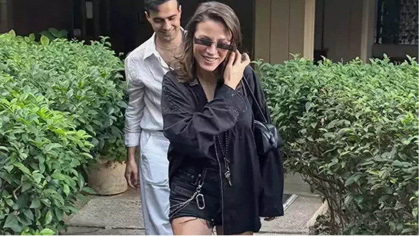 Serenay Sarıkaya ve Mert Demir yazın evleniyor mu? Havalimanında yakalandı, bakın ne dedi? - Resim: 4