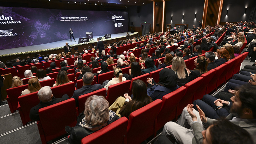 İletişim Başkanı Duran: Güçlü kadın, güçlü toplumu inşa eder - Resim : 1