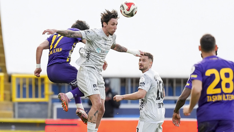 Kocaelispor Eyüpspor’u Serdar Dursun’un golüyle mağlup etti - Resim : 1