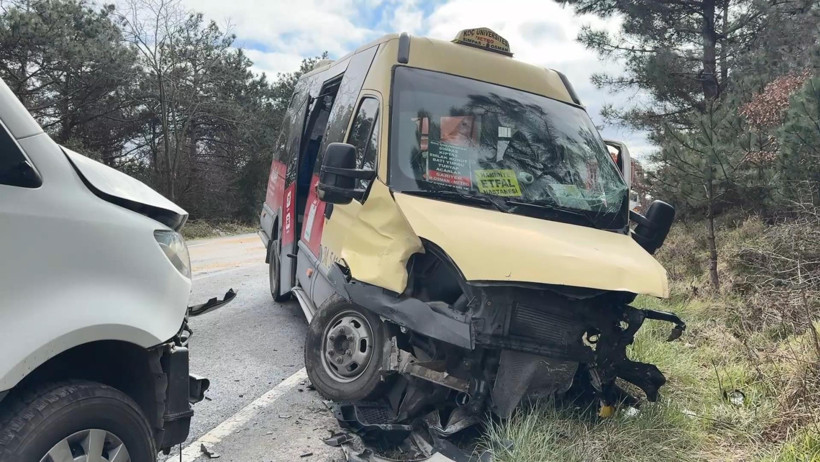 Hatalı sollama kazayı beraberinde getirdi: Bir ölü 4 yaralı - Resim : 1