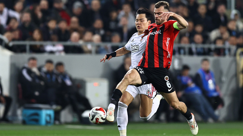 Beşiktaş 10 kişi kalan Gençlerbirliği’ni ikinci yarıda bulduğu gollerle yendi - Resim : 3