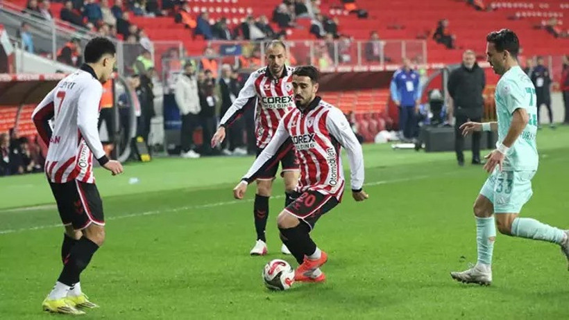 Samsunspor, son dakika golüyle Kayserispor’u 2-1 yendi - Resim : 1