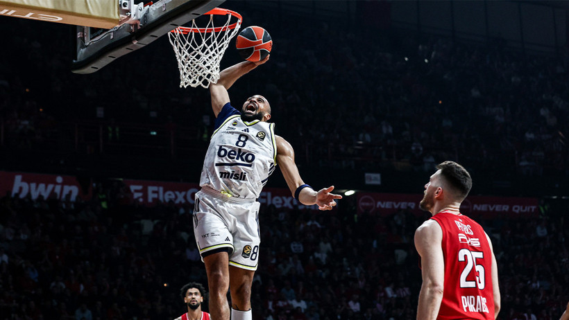 Fenerbahçe Beko Olympiakos'a deplasmanda 104-87 mağlup oldu - Resim : 2