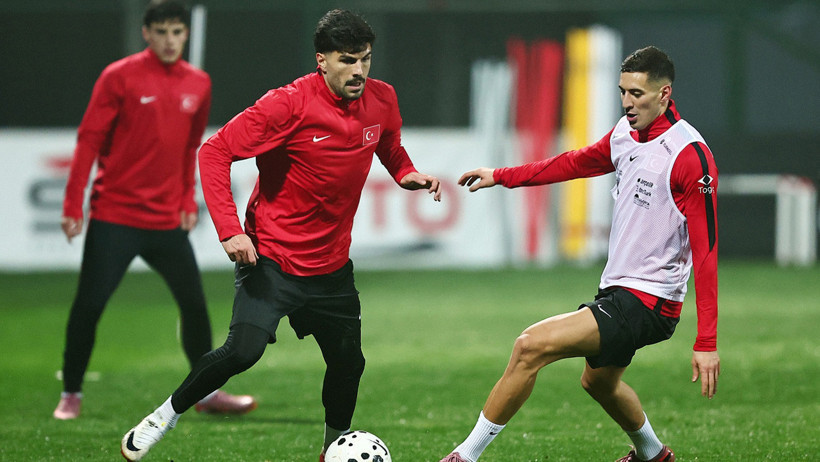 Beşiktaş Başkanı Serdal Adalı A Milli Takım antrenmanını takip etti - Resim : 4