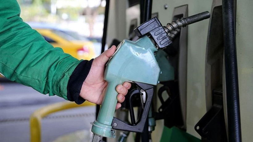 Benzin ve motorine dev zam: TÜPRAŞ dağıtım şirketlerine bildirdi - Resim: 3
