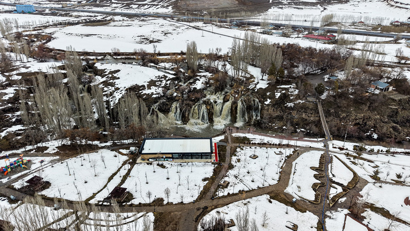 Van’ın gizli cenneti Muradiye Şelalesi’nde görsel şölen - Resim : 8